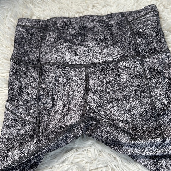 Lululemon Fast & Free Crop (19") Kindred Spirit Alpine White Multi - Picture 2 of 6